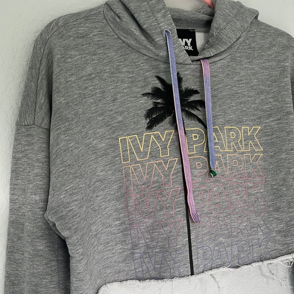 IVY PARK Festival Palm Tree Cropped Graphic Hoodie Sweatshirt XS - Picture 10 of 14